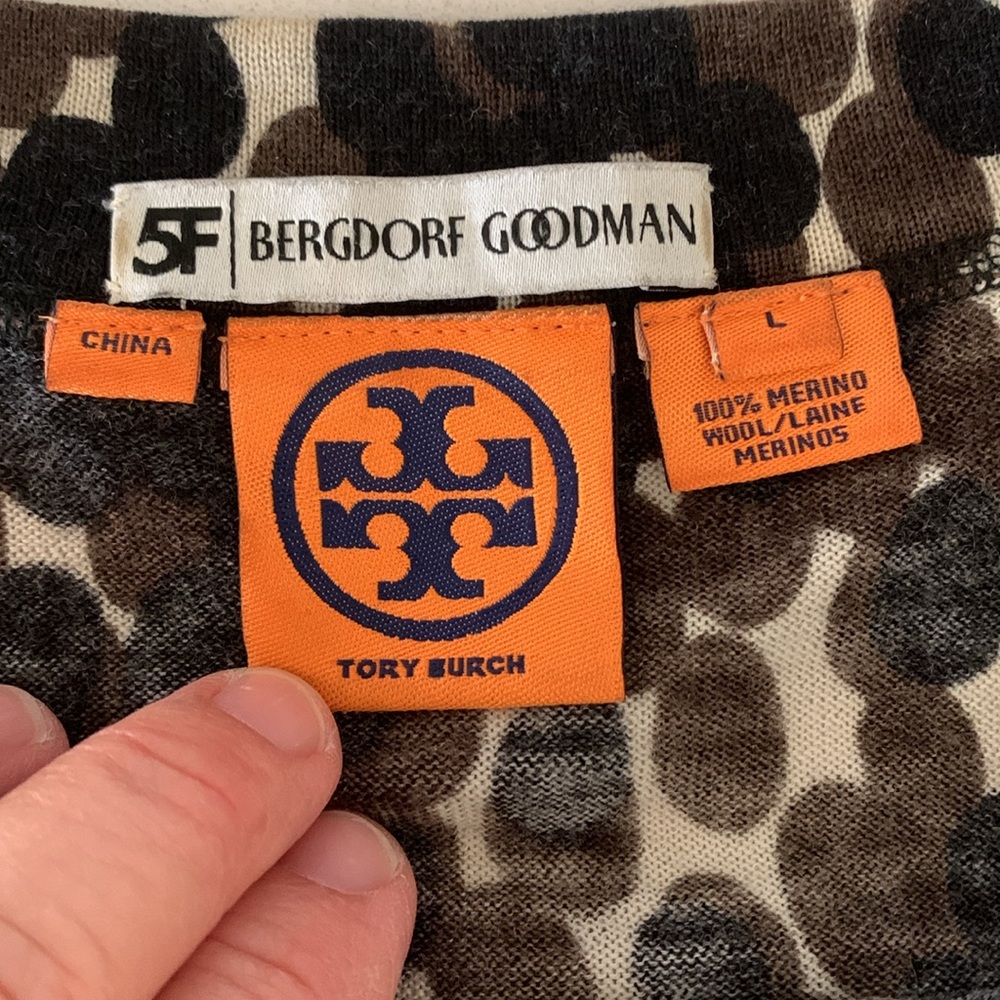 Five Tory Burch Replacement Black/Silver Buttons - image 7